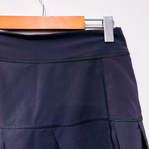 NIKE Grey Pleated Tennis Skirt with Built-In Shorts | Large * - Picture 6 of 8